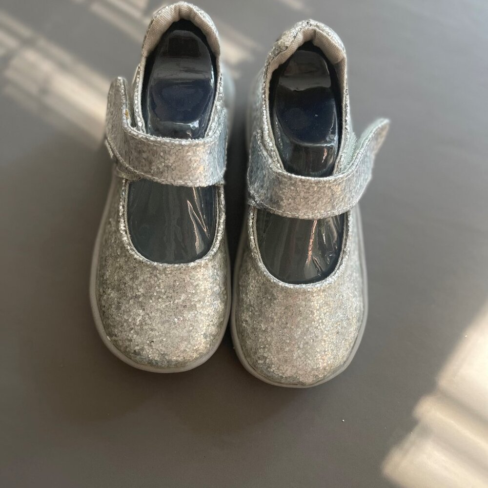 pediped Delaney girl's shoes